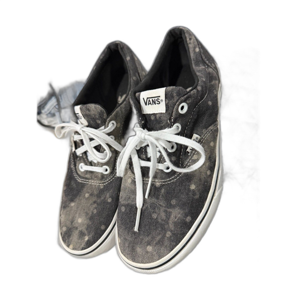 Womens 8.5 black/gray Van sneakers